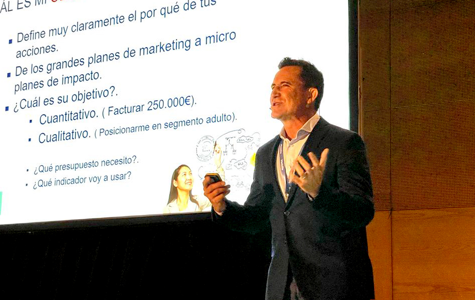 Víctor Mayans, director de Marketing de ARTIEM.